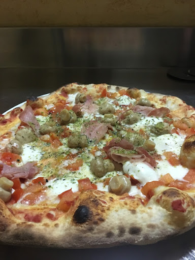 Ritrovo da Rocco di Pizzolante Antonella in San Salvatore di Fitalia, Città Metropolitana di Messina