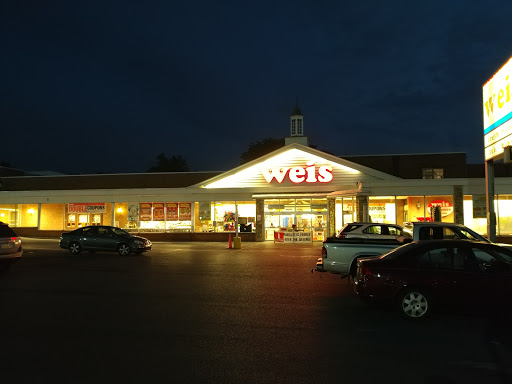 Shopping Mall «Westgate Mall», reviews and photos, 2285 Schoenersville Rd, Bethlehem, PA 18017, USA