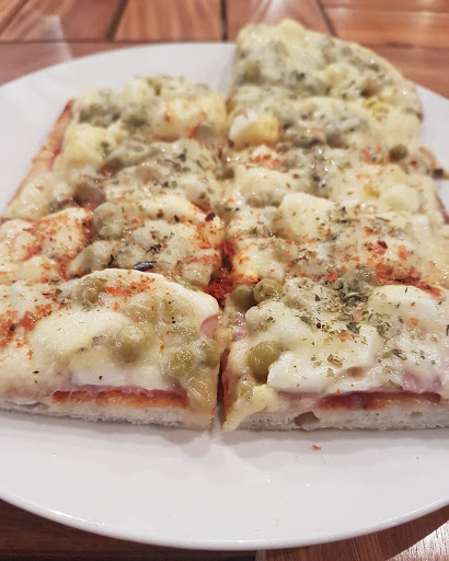Asuncion Pizza