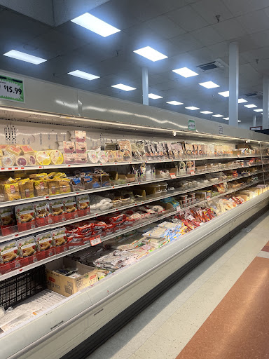 Grocery Store «R-N Market», reviews and photos, 6670 N Cedar Ave, Fresno, CA 93710, USA