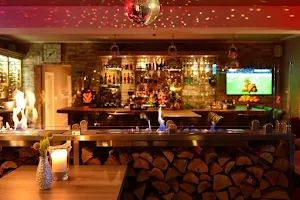il Casale Lounge & Bar image