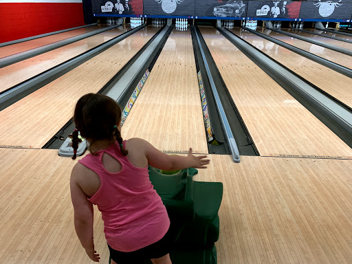 Bowling Alley «Brunswick Zone Doverama Lanes», reviews and photos, 1600 S Governors Ave, Dover, DE 19904, USA