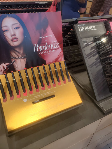 Cosmetics Store «MAC Cosmetics», reviews and photos, 2502 E Camelback Rd, Phoenix, AZ 85016, USA