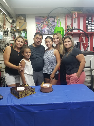 Bicycle Store «Bicycle Repair Man Corporation», reviews and photos, 40-21a 35th Ave, Astoria, NY 11101, USA