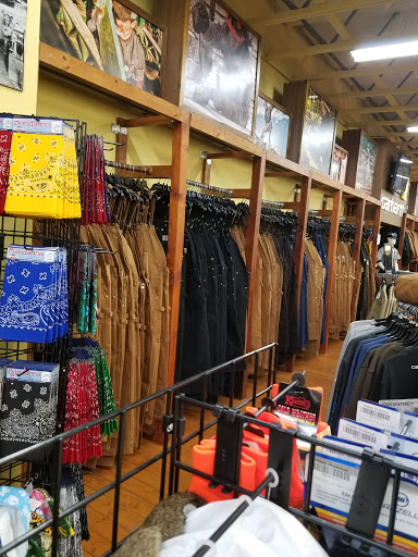 Work Clothes Store «Whistle Workwear», reviews and photos, 12904 Meridian E, Puyallup, WA 98373, USA