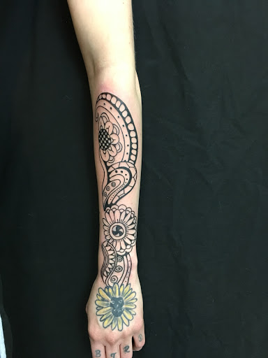 Explore pisces sign tattoo ideas, creative tattoo ideas in Denver, available at Dreamscape Piercing and Tattoo LLC