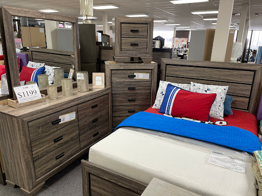 Furniture Store «Discount Rugs and Furniture», reviews and photos, 9659 S Cicero Ave, Oak Lawn, IL 60453, USA