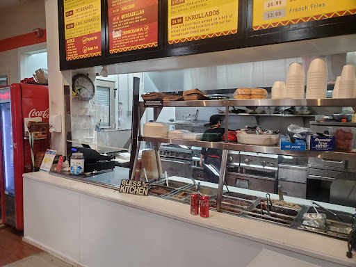 Supermarket «Leos Market», reviews and photos, 162 Broadway, Newport, RI 02840, USA