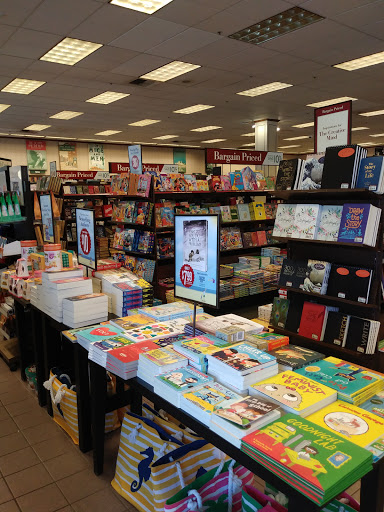 Book Store «Barnes & Noble», reviews and photos, 1091 El Camino Real, Redwood City, CA 94063, USA