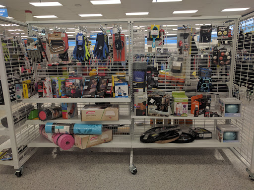 Clothing Store «Ross Dress for Less», reviews and photos, 4021 Durham-Chapel Hill Blvd, Durham, NC 27707, USA