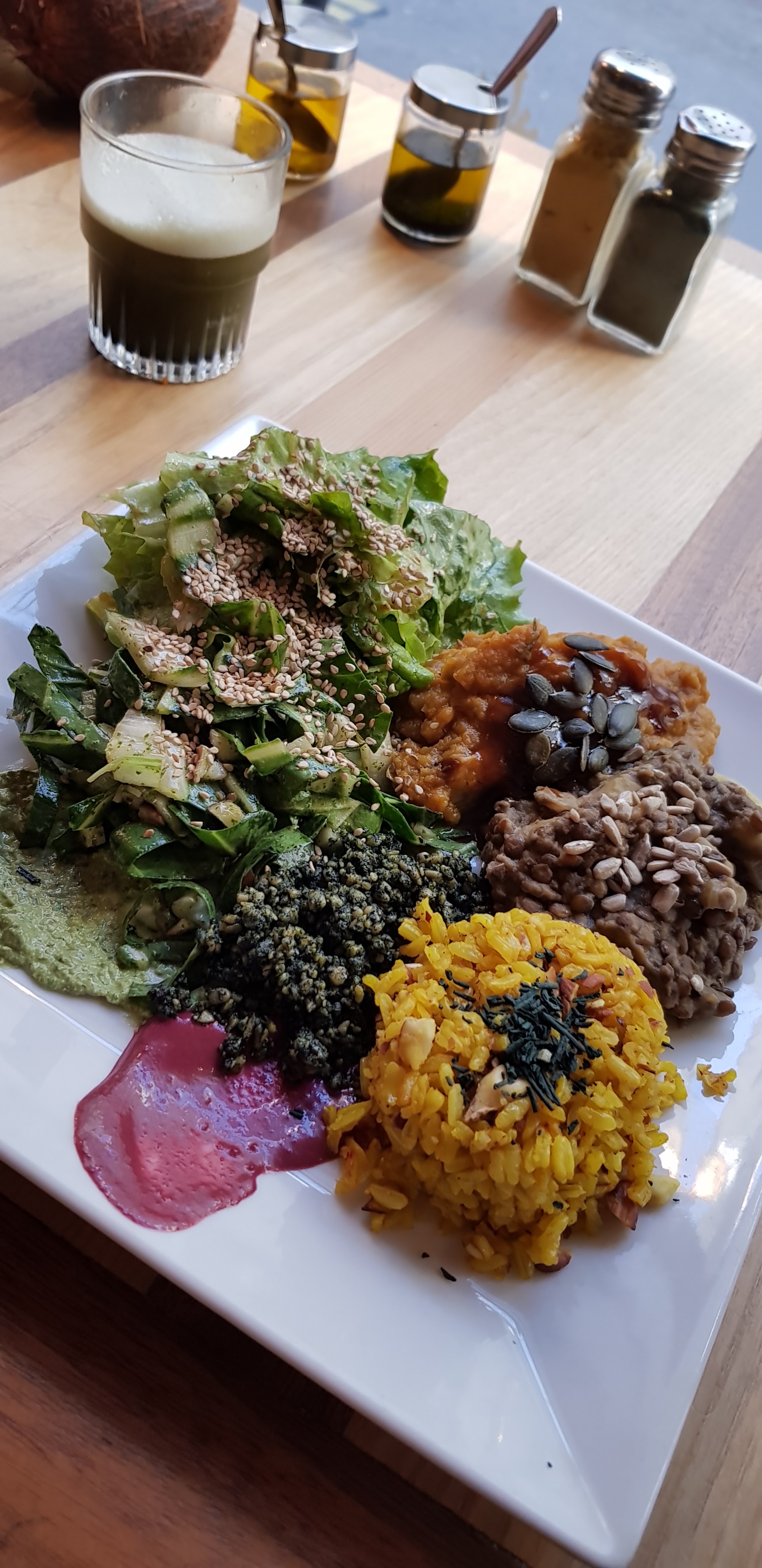 Photo n° 2 de l'avis de Pseudo.r fait le 14/02/2019 à 01:13