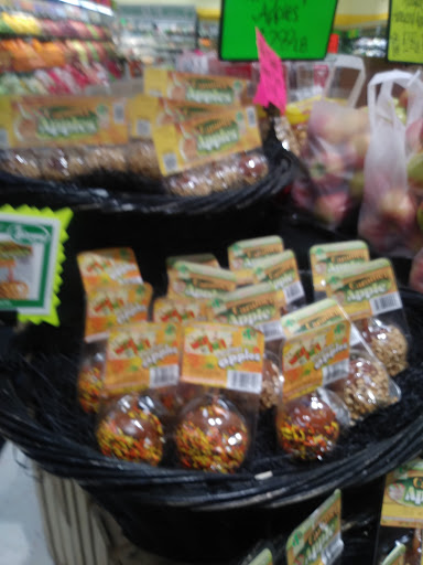 Grocery Store «Hollywood Super Market», reviews and photos, 714 N Main St, Royal Oak, MI 48067, USA