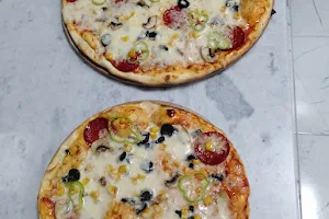 Samanta pizza image