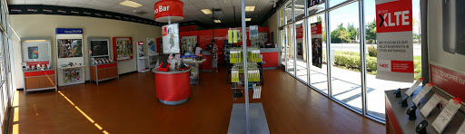 Cell Phone Store «Verizon Authorized Retailer - A Wireless», reviews and photos, 9229 Winnetka Ave c, Chatsworth, CA 91311, USA