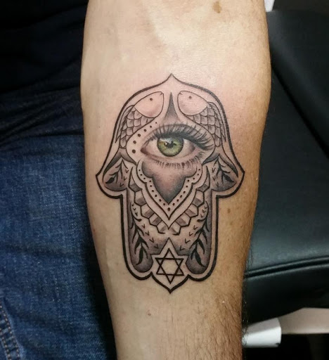 Tattoo Shop «Sarenity Tattoo & Piercing in Birchwood Mall», reviews and photos, 4350 24th Ave, Fort Gratiot Twp, MI 48059, USA