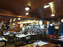 Atmosphère du Bar Restaurant La Cale Marine à Barneville-Carteret - n°4