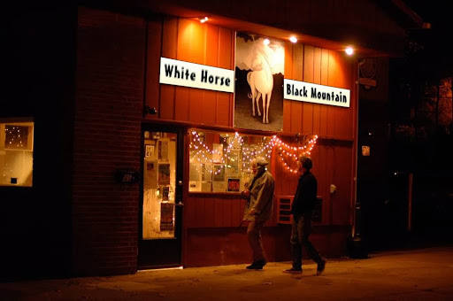 Live Music Venue «White Horse Black Mountain», reviews and photos, 105 Montreat Rd, Black Mountain, NC 28711, USA
