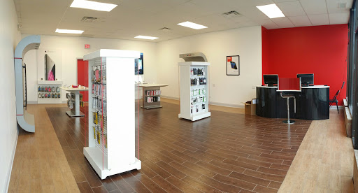 Cell Phone Store «Verizon Wireless», reviews and photos, 432 N Lake St, Mundelein, IL 60060, USA
