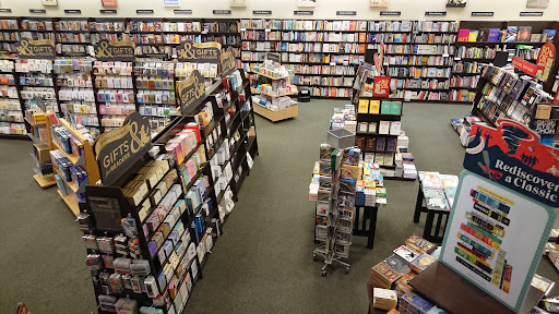Book Store «Barnes & Noble», reviews and photos, 4020 Sharon Rd, Charlotte, NC 28211, USA