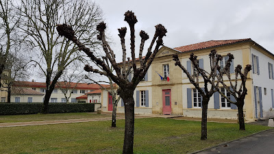 Mairie à Luxey