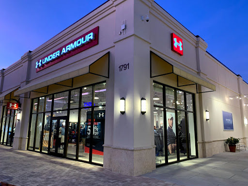 Clothing Store «Under Armour Factory House», reviews and photos, 1791 Palm Beach Lakes Blvd w115, West Palm Beach, FL 33401, USA