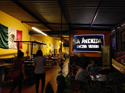 La Avenida Cocina Urbana - Blvd. Benito Juárez, Machado Sur, 22703 Rosarito, B.C., Mexico