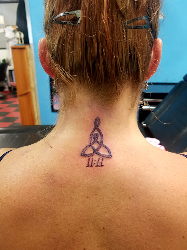 Tattoo Shop «Hall of Tattoos», reviews and photos, 328 E Main St, Norman, OK 73069, USA