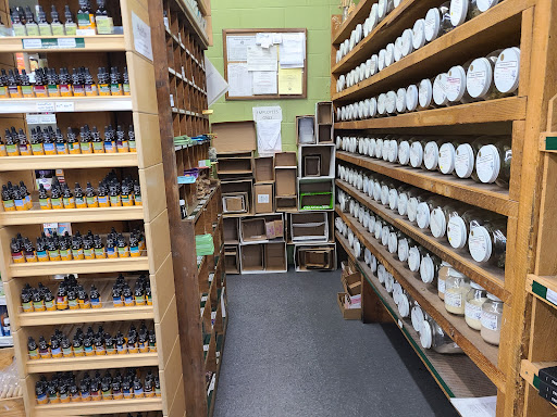 Grocery Store «Bear Foods Natural Market», reviews and photos, 125 E Woodin Ave, Chelan, WA 98816, USA