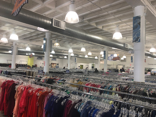 Donations Center «Goodwill Industries», reviews and photos