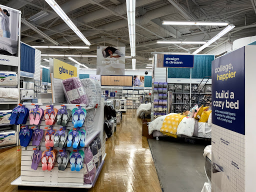 Department Store «Bed Bath & Beyond», reviews and photos, 775 NW Gilman Blvd, Issaquah, WA 98027, USA
