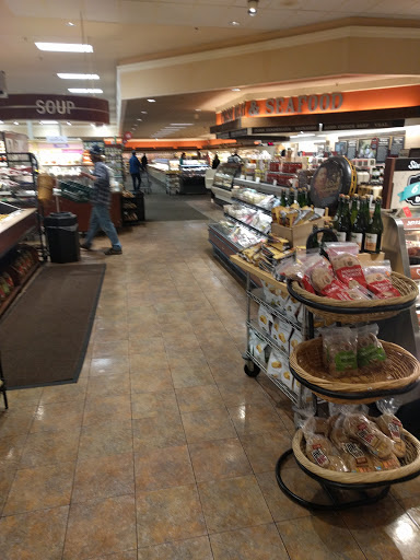 Grocery Store «Lunds & Byerlys Roseville», reviews and photos, 1601 County Rd C West, Roseville, MN 55113, USA