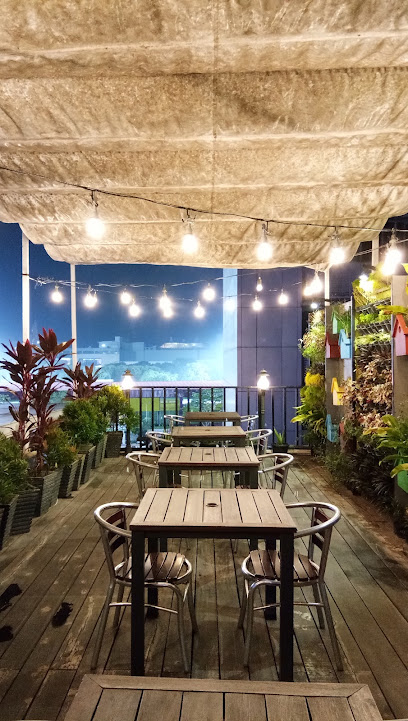 Equatore Rooftop Cafe - Barong Hotel, Lantai 5 , Komplek Mall Palembang Square, Jl. POM IX, Lorok Pakjo, Ilir Barat I, Palembang City, South Sumatra 30113, Indonesia