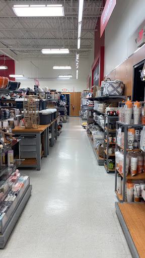 Department Store «T.J. Maxx», reviews and photos, 16920 US-441, Mt Dora, FL 32757, USA