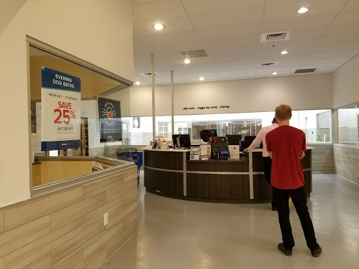 Pet Supply Store «PetSmart», reviews and photos, 8657 Villa La Jolla Dr, La Jolla, CA 92037, USA