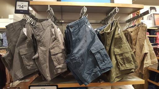 Clothing Store «Gap», reviews and photos, 18511 Outlet Blvd, Chesterfield, MO 63005, USA