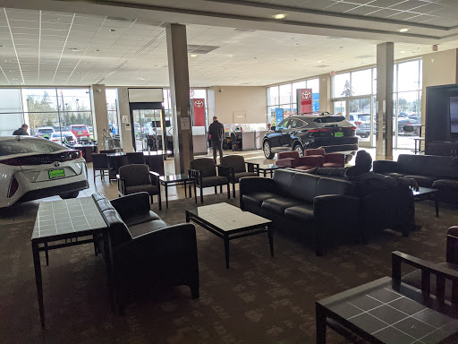 Toyota Dealer «Toyota of Gladstone», reviews and photos, 19375 McLoughlin Blvd, Gladstone, OR 97027, USA