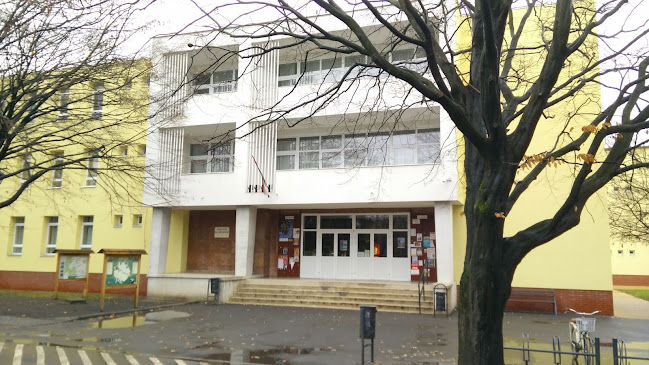 Veres Péter Általános Művelődési Központ és Alapfokú Művészetoktatási Intézmény - Balmazújváros
