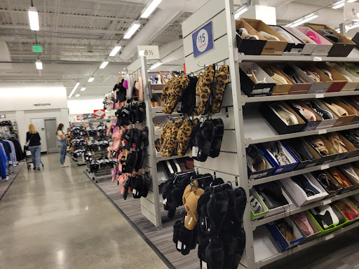 Department Store «Nordstrom Rack at 1600 Commons», reviews and photos, 1540 N Federal Hwy, Fort Lauderdale, FL 33304, USA