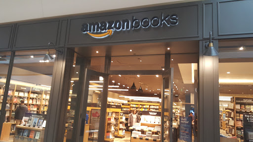 Book Store «Amazon Books», reviews and photos, 9585 SW Washington Square Rd, Portland, OR 97223, USA