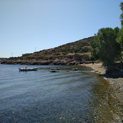 Foto di Marathos beach e il suo bellissimo paesaggio