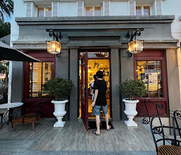 Le Bassye Coffee Shop & Restaurant photo