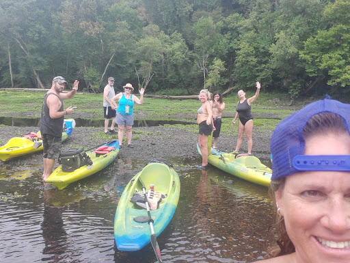 Canoe & Kayak Store «Caney Fork Outdoors - River Store», reviews and photos, 1193 Wolf Creek Rd, Silver Point, TN 38582, USA