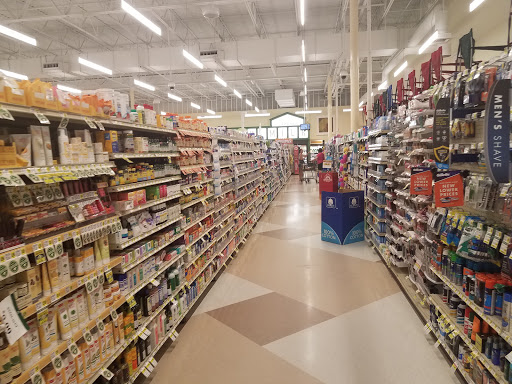 Grocery Store «Lowes Foods of Ocean Isle Beach», reviews and photos, 6278 Beach Dr SW #5, Ocean Isle Beach, NC 28469, USA