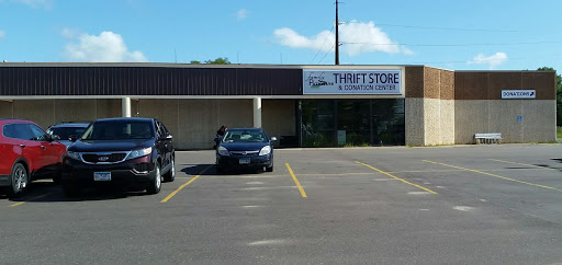 Family Pathways Thrift Store, 30703 Lincoln Rd, Lindstrom, MN 55045, USA, 