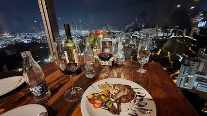 Restaurante Topo do Mundo - R. Sen. Milton Campos, 145 - Vila Castela, Nova Lima - MG, 34006-050, Brazil