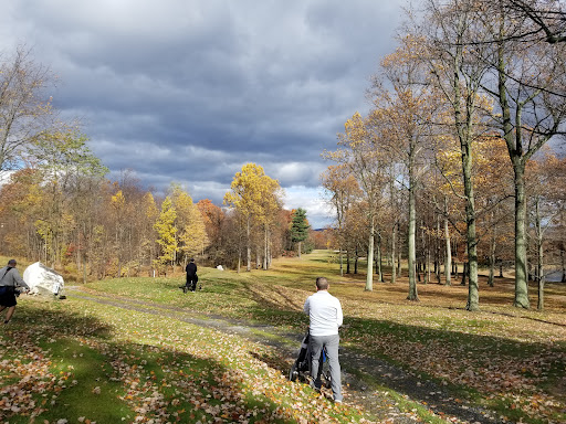 Golf Course «Piney Apple Golf Course», reviews and photos, 165 Slatersville Rd, Biglerville, PA 17307, USA