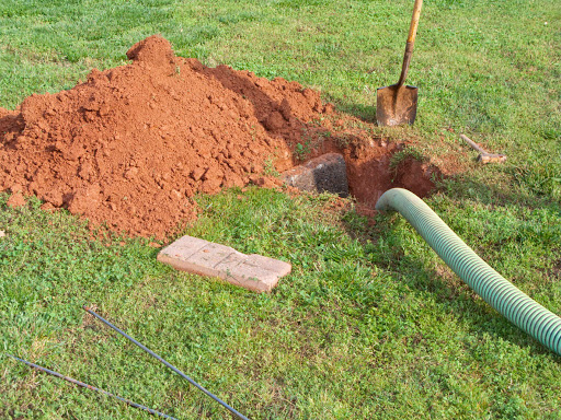 Town & Country Septic Tank Service in Eagle Lake, Texas