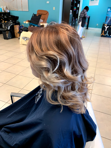 Hair Salon «Glow on main hair salon», reviews and photos, 505 N Main St, Greenville, SC 29601, USA