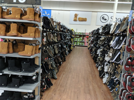 Discount Store «Walmart», reviews and photos, 199 JT Connell Hwy, Newport, RI 02840, USA