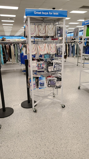 Clothing Store «Ross Dress for Less», reviews and photos, 7615 Evergreen Way, Everett, WA 98203, USA